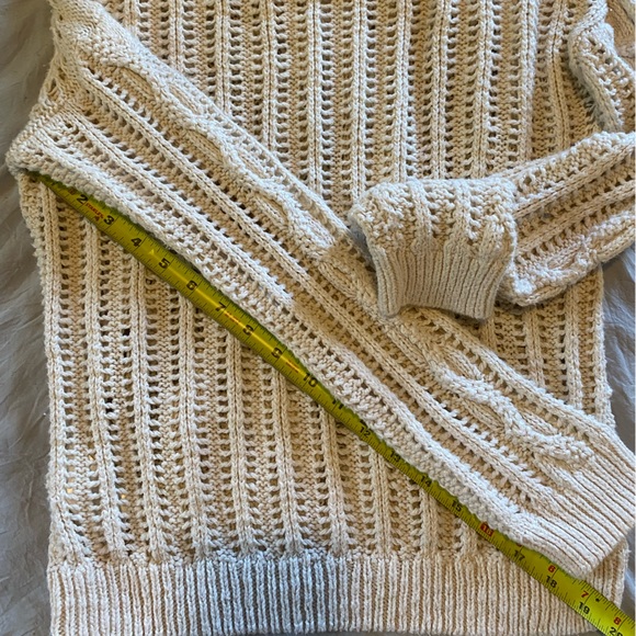 H & M Loose Knitted Sweater Cream - Picture 10 of 11